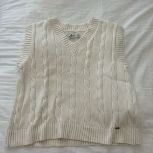 hollister cream sweater vest